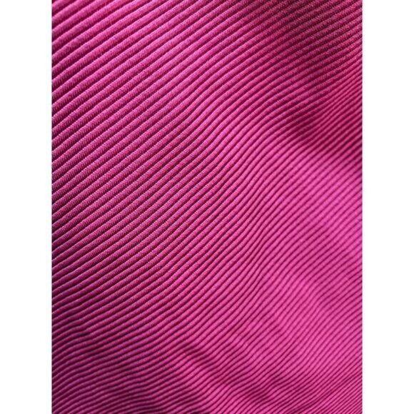 Hugo Boss Womens Textured Ribbed Burgundy Pencil Skirt‎ With Back Zipper - Picture 5 of 6